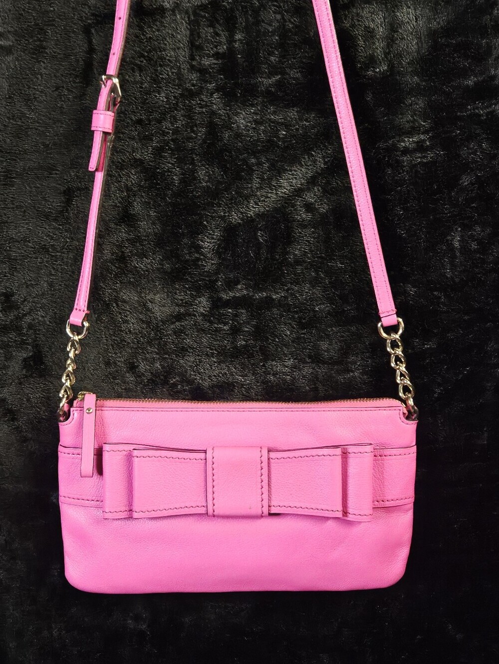 Kate Spade Villabella Avenue "Celina" Bow Crossbody - Stunning Pink (Like New) - Picture 3 of 11